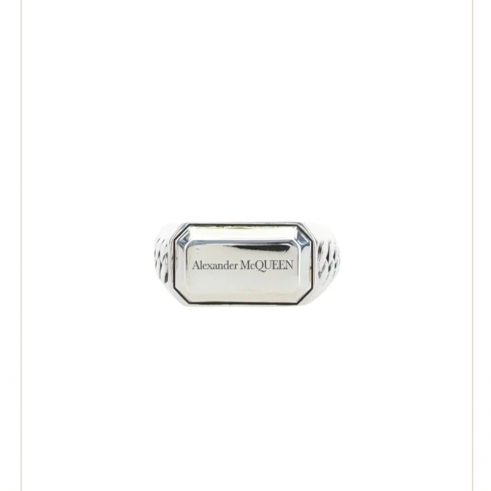 Alexander McQueen Engraved Chain And Skull Silver Band Size 9. Brand New In Box